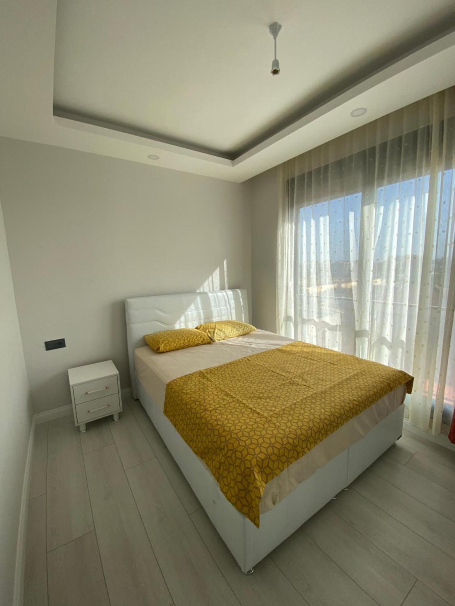 Apartament Havalimanina Yakin Havuzlu 1+1 Lux *